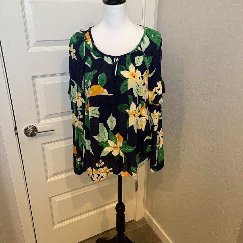 Old Navy Babydoll Peasant Top in Blue Floral - Size Medium - NWOT (326) - Picture 2 of 12